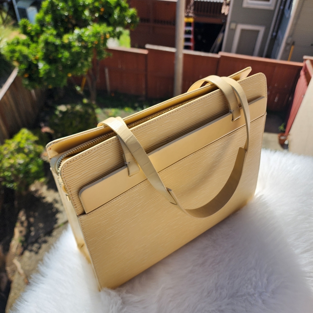 🍦🍦- Vanilla LOUIS VUITTON Croisette Tote - Picture 7 of 16